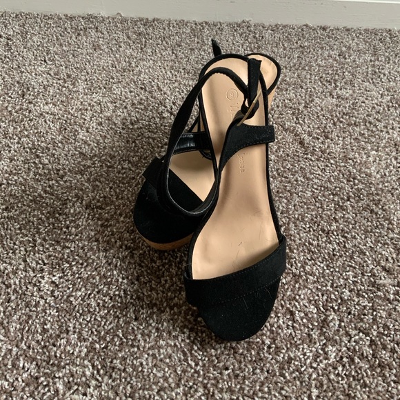 Platform Heels - Picture 4 of 4